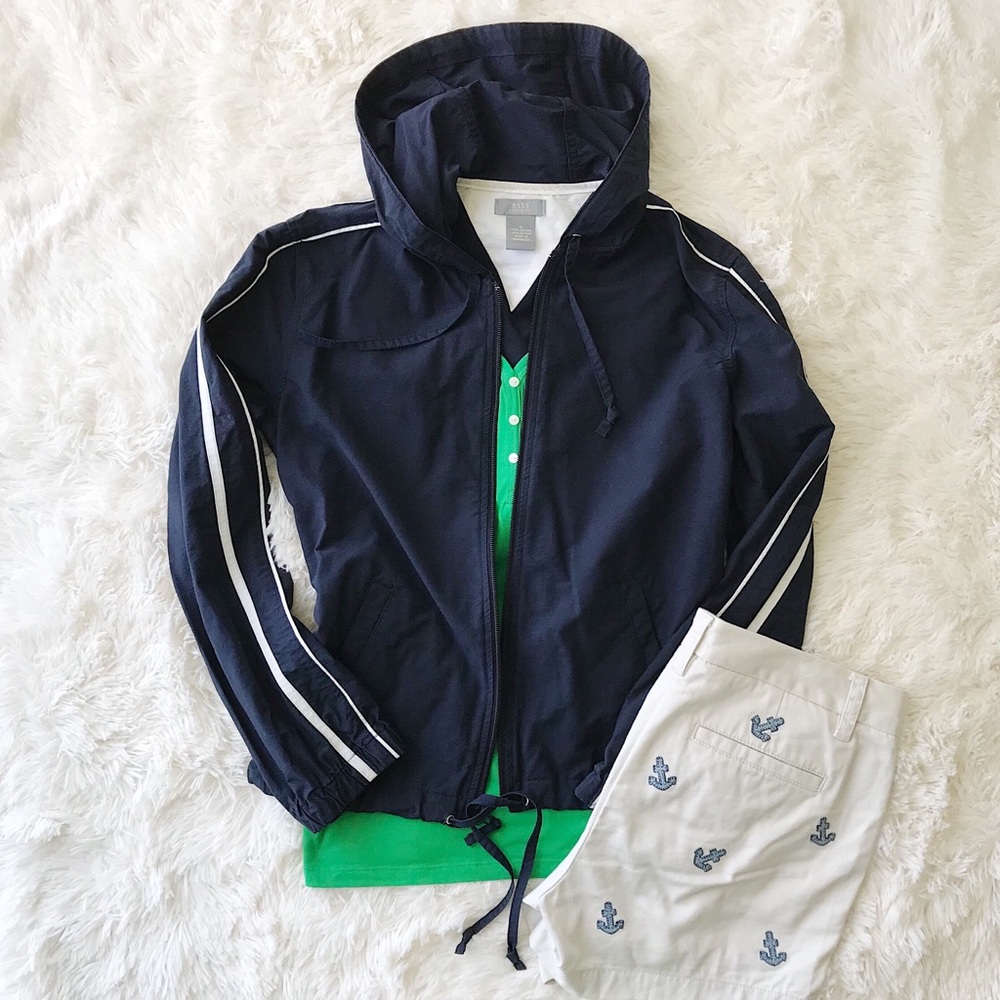 Bass navy zip front windbreaker with white stripes